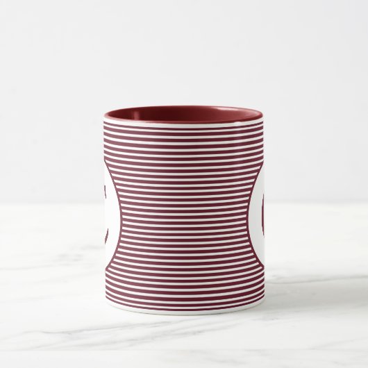 Maroon Red Stripe Monogram Tasse (Zentrum)
