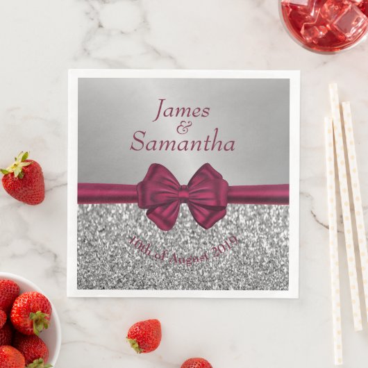 Maroon Satin Bow & Silver - Serviette (Beispiel)