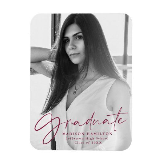 Maroon Script Abschluss Ankündigung Foto Magnet (Vertikal)