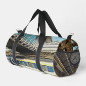 Maroon und Creme Duffle Bag (Rechte Ecke)