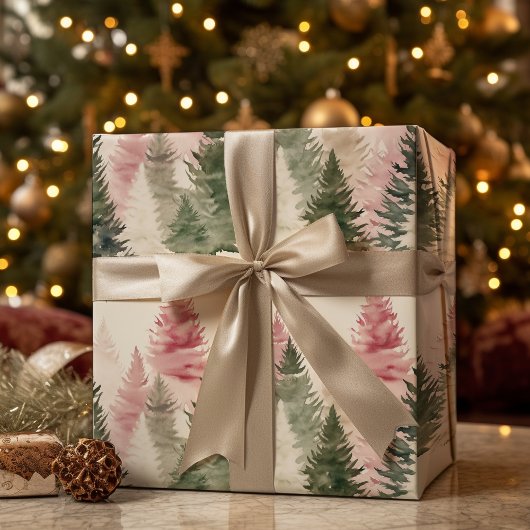 Maroon und Dark Green Pine Tree Geschenkpapier