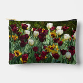 Maroon und Gelbe Tulips farbenfrohe Blumen Zubehörtasche (Vorderseite)