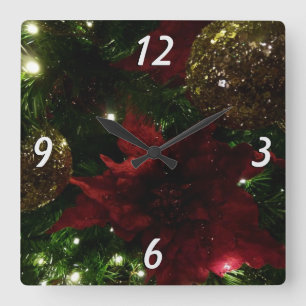 Maroon- und Gold-Weihnachtsbaum I Feiertagsfoto Quadratische Wanduhr
