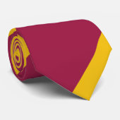 Maroon und Nu Gold Krawatte (Gerollt)