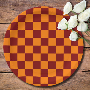 Maroon und Orange Checkered Vintag Pappteller