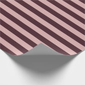 Maroon und rosa Streifen Geschenkpapier (Ecke)