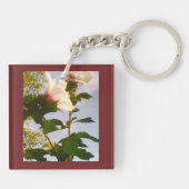 Maroon White Rose Schlüsselanhänger (Rückseite)