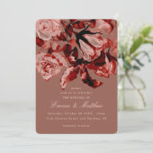 Maroon Wild Botanical Maximalism Wedding Einladung (Stehend Vorderseite)
