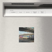 Maroon-Zug , unter der Brücke Magnet (In Situ (Geschirrspüler))