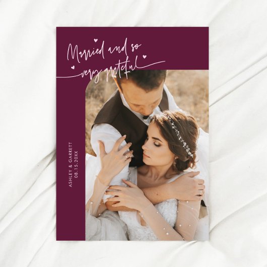 Married and Grateful Wedding Photo Cranberry Dankeskarte