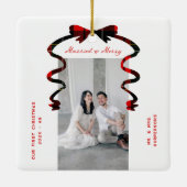 Married and Merry Bow Photo Christmas Newlyweds Keramikornament (Rückseite)