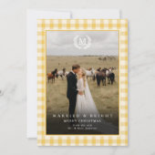 "Married & Bright" Gingham Monogram Crest 2 Photo Dankeskarte (Vorderseite)