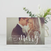 Married & Merry Holiday Photo Feiertagskarte (Stehend Vorderseite)