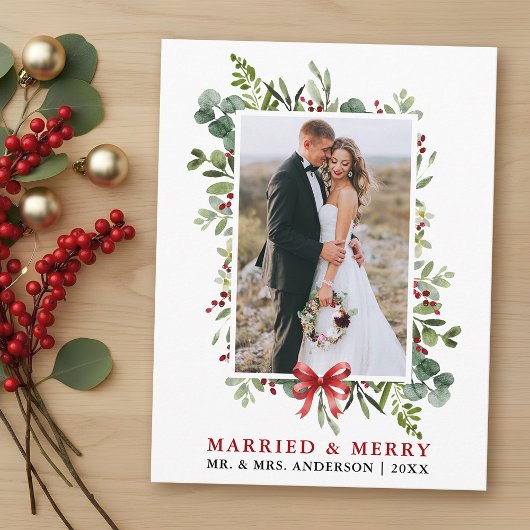 Married & Merry Watercolor Greenery Red Bow Postkarte