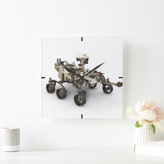 Mars durchhalten sich auf weißem Hintergrund. Quadratische Wanduhr (Zuhause)