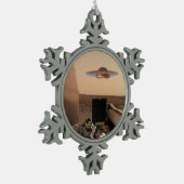 Mars InSight Alien UFO Saucer Begegnung Schneeflocken Zinn-Ornament (Links)