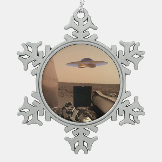 Mars InSight Alien UFO Saucer Begegnung Schneeflocken Zinn-Ornament (Vorderseite)