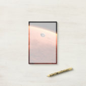 Mars Wissenschaftslabor nähernde Mars. Post-it Klebezettel (Auf Schreibtisch)