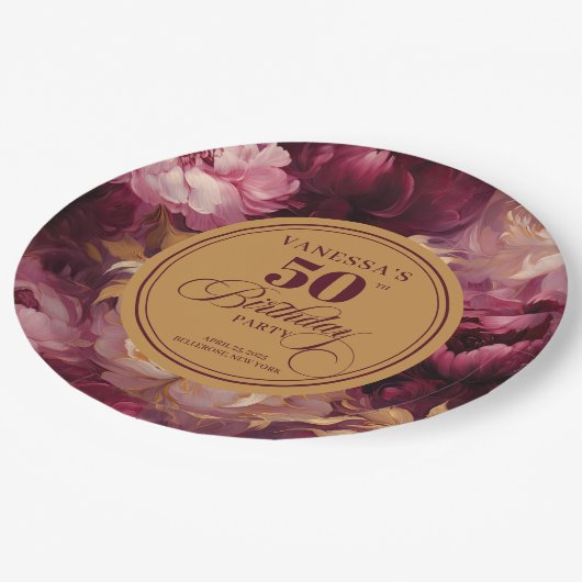 Marsala blush Goldblütenfrau 50. Geburtstag Pappteller (Schrägansicht)