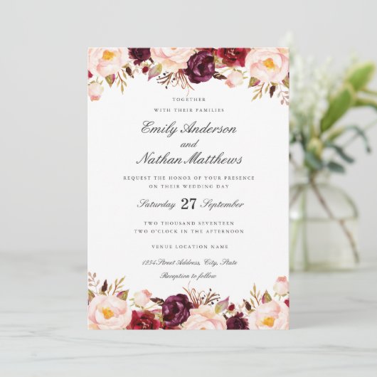 Marsala Floral Red Burgundy Wedding Einladung (Stehend Vorderseite)