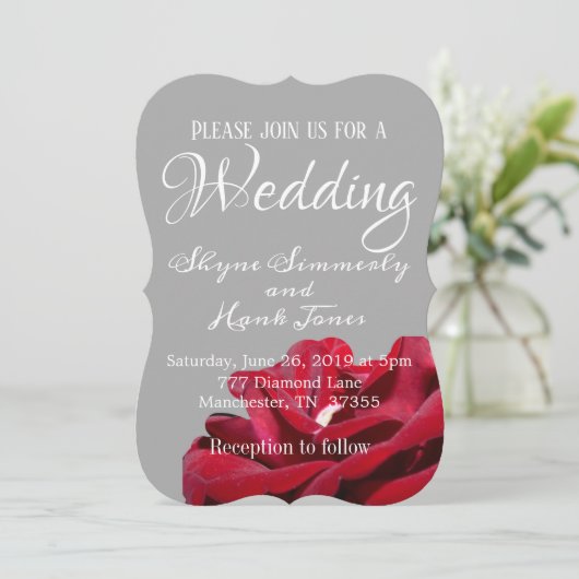 Marsala Red Burgundy Floral Gray Wedding Einladung (Stehend Vorderseite)