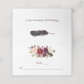 Marsala Red White Roses Boho Feathers Platzkarten (Außenseite Aufgefaltet)