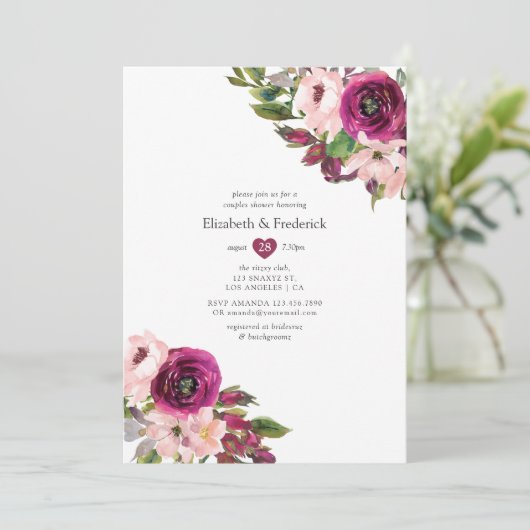 Marsala und Blush Floral Wedding Couples Dusche Einladung (Stehend Vorderseite)