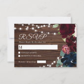 Marsala und Navy Blume Rustic Wood Wedding RSVP Karte (Vorderseite)