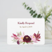 Marsala Wine Rose Floral Wedding RSVP (Stehend Vorderseite)