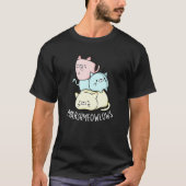 Marsh-meow Funny Cat Marshmallow Pun Dark BG T-Shirt (Vorderseite)