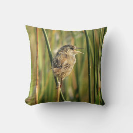 Marsh Wren Throw Pillow Kissen