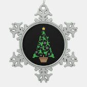 Martial Arts - Mädchen Karate Weihnachtsbaum Schneeflocken Zinn-Ornament (Vorderseite)
