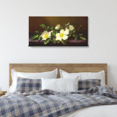Martin Heade Cherokee Rose auf einem Lila Tuch Leinwanddruck (Insitu (Schlafzimmer))