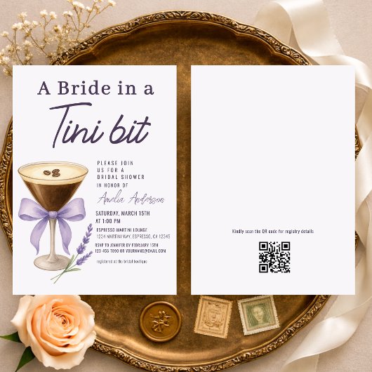 Martini-Braut auf einer Tini-Bit QR-Code-Brautpart Einladung