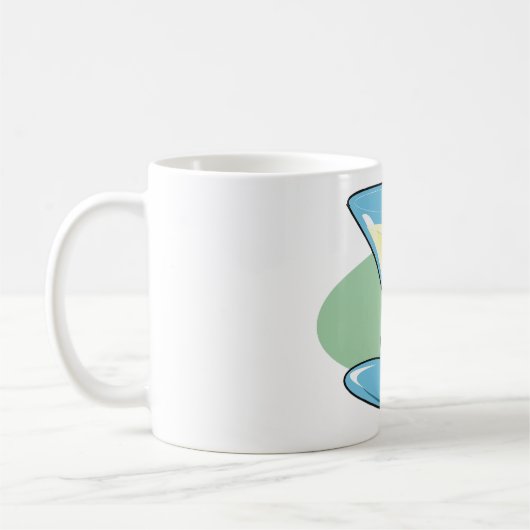 Martini trinken in einer Glass-Kaffee-Tasse Kaffeetasse (Links)