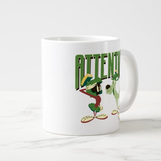MARVIN THE MARTIAN™ & K-9 "Achtung" Jumbo-Tasse (Vorderseite Rechts)
