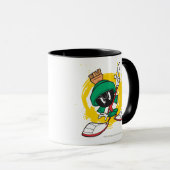 MARVIN THE MARTIAN™ zeigt nach oben Tasse (VorderseiteRechts)