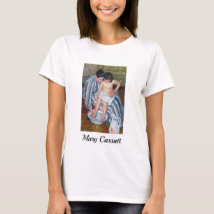Mary Cassatt - Das Bad des Kindes / Das Bad T-Shirt