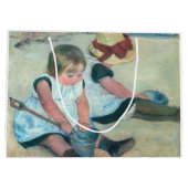 Mary Cassatt - Kinder, die am Strand spielen Große Geschenktüte (Rückseite)