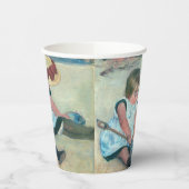 Mary Cassatt - Kinder, die am Strand spielen Pappbecher (Links)