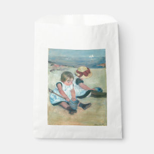 Mary Cassatt - Kinder spielen am Strand Geschenktütchen