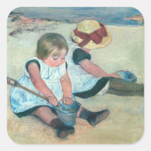 Mary Cassatt - Kinder spielen am Strand Quadratischer Aufkleber
