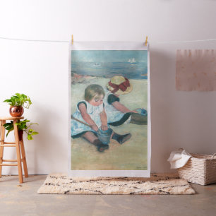 Mary Cassatt - Kinder spielen am Strand Stoff