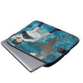 Mary Cassatt - Kleines Mädchen in einem blauen Ses Laptopschutzhülle (Vorne Knopf)