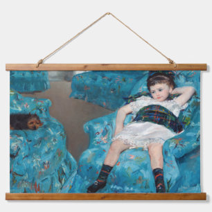 Mary Cassatt - Kleines Mädchen in einem blauen Ses Wandteppich Mit Holzrahmen