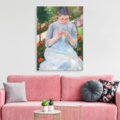 Mary Cassatt - Mädchen nähen im Garten Leinwanddruck (Insitu (Wohnzimmer))