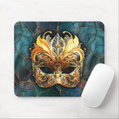 Maske, Federn und Aquamariner texturierter Hinterg Mousepad (Mit Mouse)