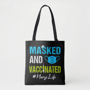 Maske und geimpfte Krankenschwester Tasche