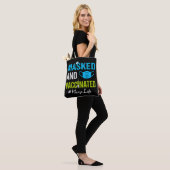 Maske und geimpfte Krankenschwester Tasche (Am Model)