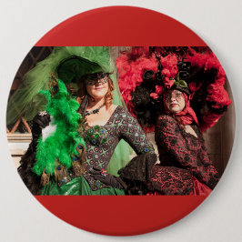 Maskierte Frauen während des venezianischen Karnev Button